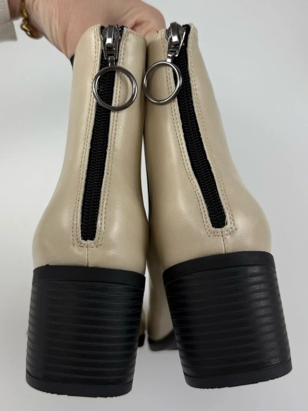 Journee Collection Nigella Chelsea Booties Womens 8.5 Bone White Heeled NEW